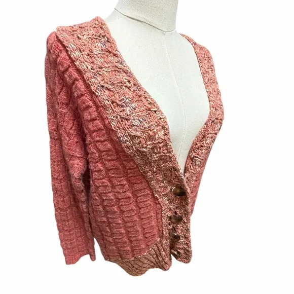 Free People Chunky Knit V Neck Button Front Dark Peach Cardigan Sz XS - Picture 3 of 10